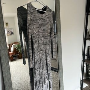 Black and white long sleeve dress